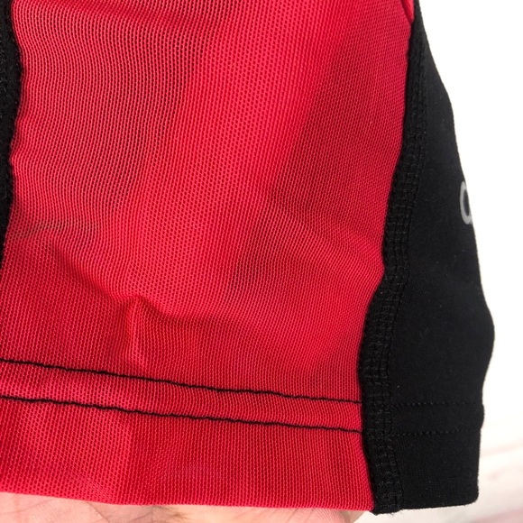 ALO Yoga Capri Leggings - Picture 4 of 5